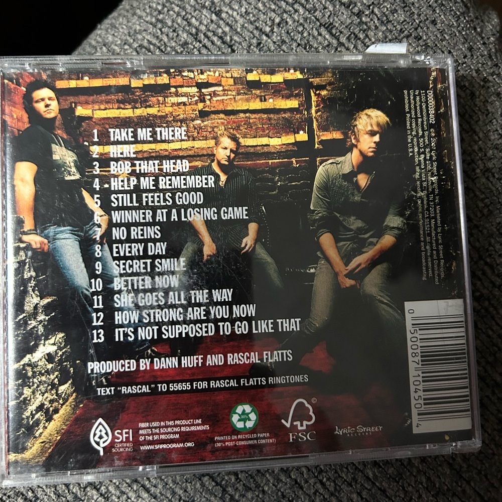 Cd - Picture 2 of 2